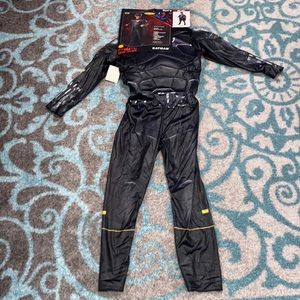 NWT Boy’s Batman 3 piece costume